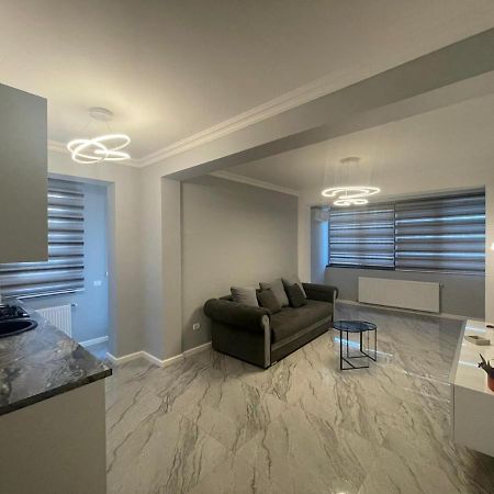 B&P Apartments Mamaia Nord 5 Неводарі Екстер'єр фото